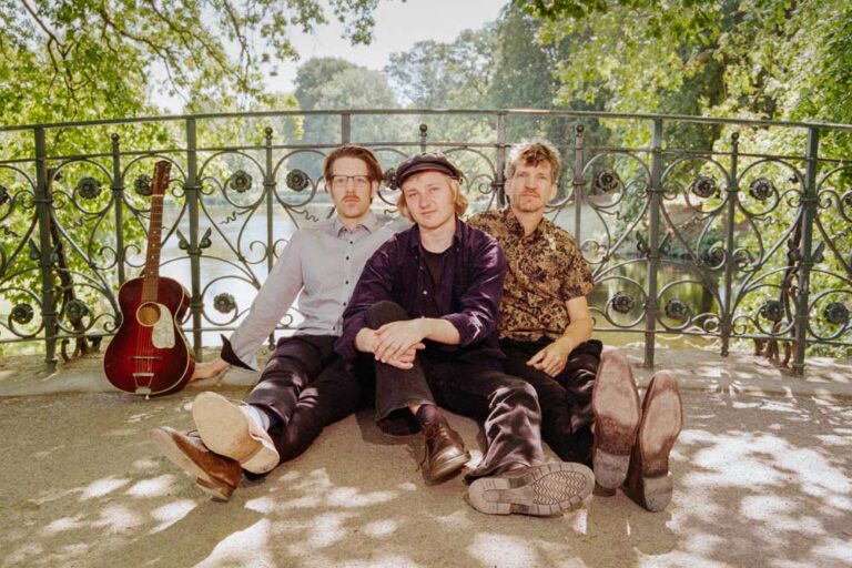 DAVID LÜBKE TRIO live im KulturKeller Husum