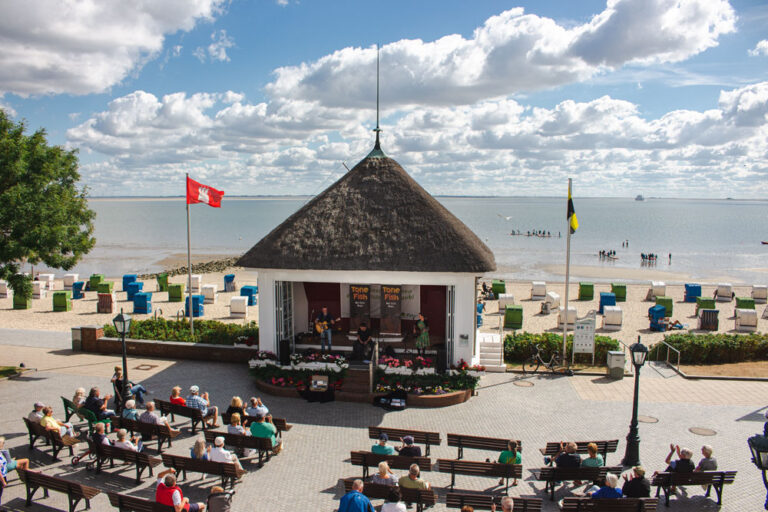 Föhr: Open-Air-Konzerte mit Nordseeblick: »Musik am Meer« startet in die Saison