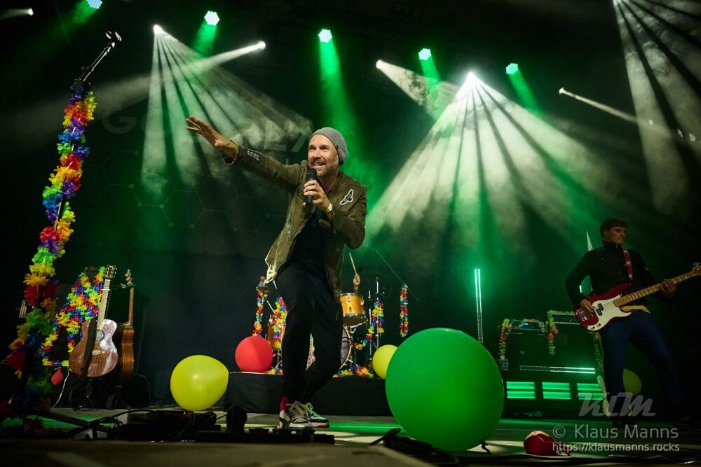 Goldplay.Live: A Tribute to Coldplay - GLOWING IN THE DARK PREMIUM SHOW